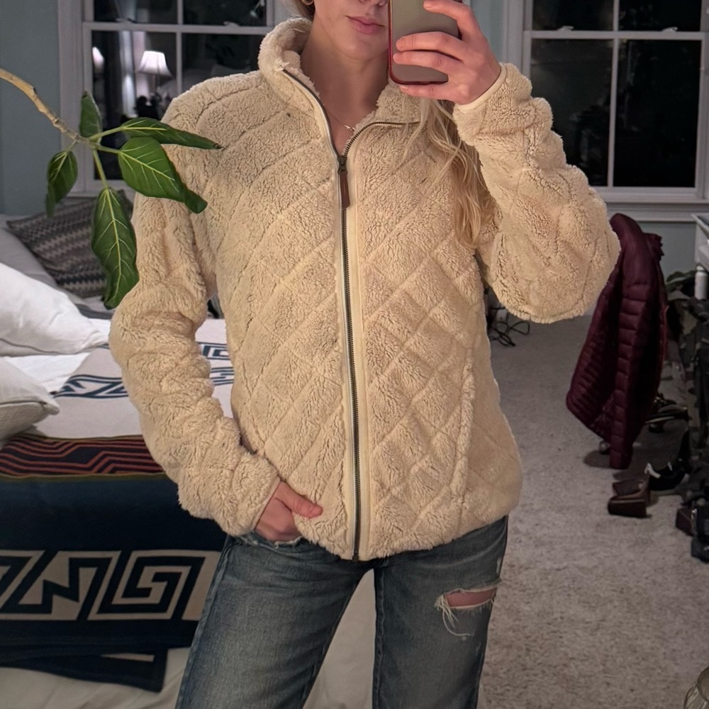 Columbia Women's Cream fleece Jacket